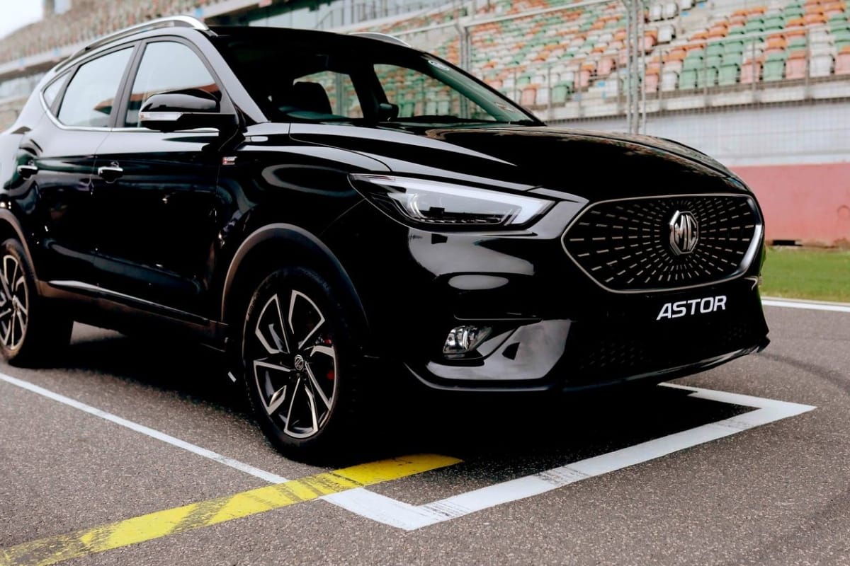 Nirbhay 2025 09 05T124638.452 Mg Astor I स्मार्ट 2.0 कनेक्टेड फीचर्स, विशेष केबिन और 10 लाख से शुरू होने वाली कीमत