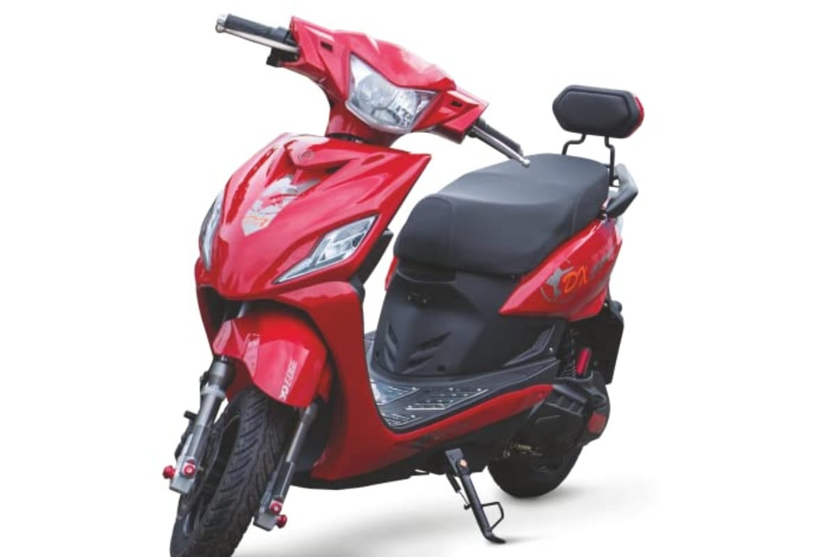 Nirbhay 2025 09 05T125530.410 3 से 4 घंटे में पूर्ण शुल्क, 60 किमी तक की सीमा यो एज ईवी 49,000 से शुरू होती है