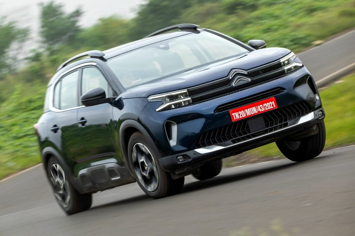 Nirbhay 2025 09 09T081054.127 Citroen C5 Aircross 39.99 लाख 2.0L डीजल इंजन, 10 इंच स्क्रीन और लक्जरी आराम के साथ लॉन्च