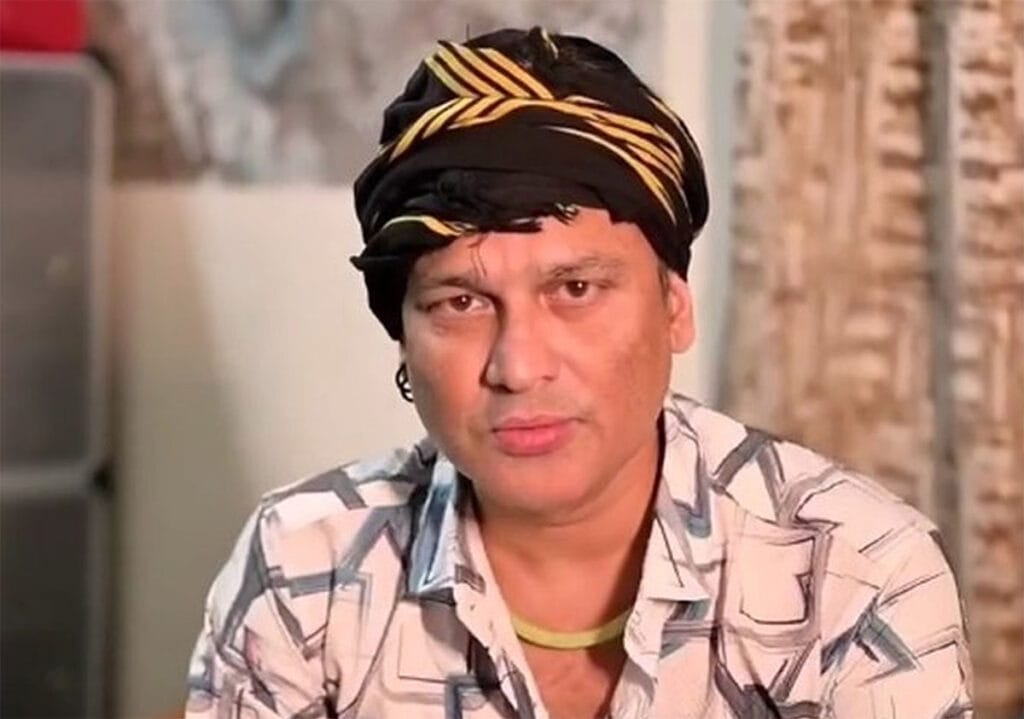 extras new Recovered 35 YA अली गायक सिंगापुर स्कूबा दुर्घटना में मर जाता है