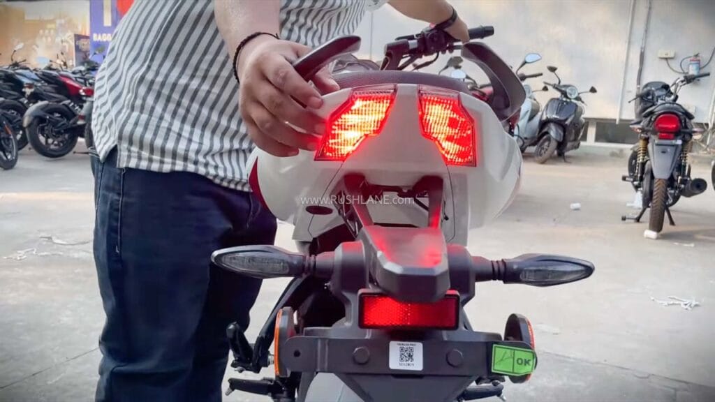 2025 pulsar ns160 launched with new features 6 1 Bajaj Auto Sales Sept 2025 – Domestic and Exports Register Growth