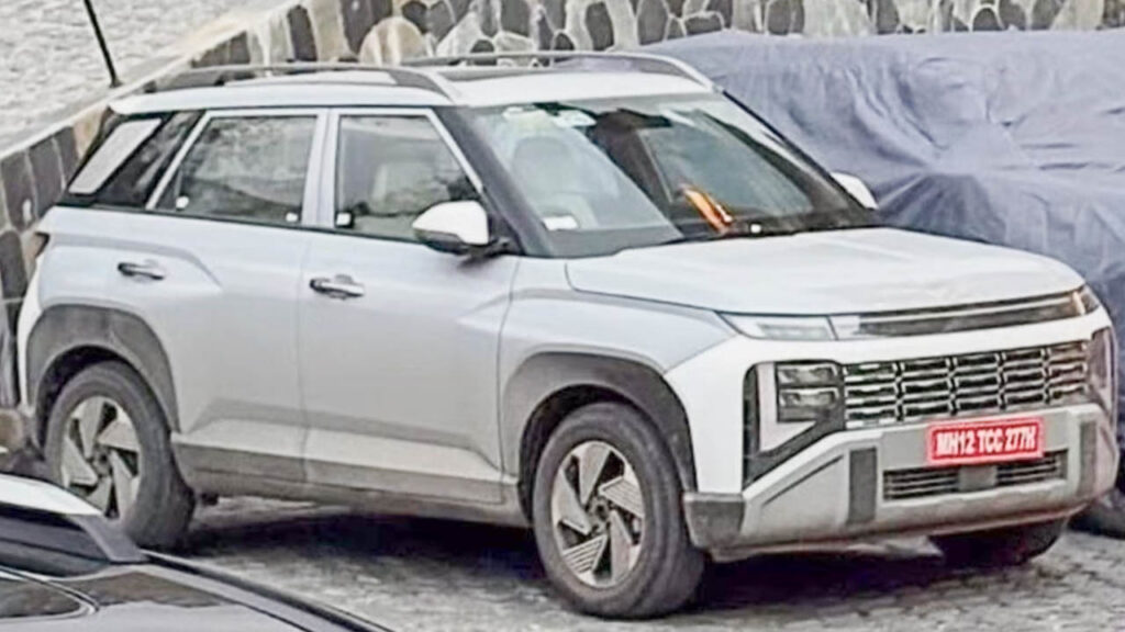 2026 hyundai venue spied undisguised in india 2 2026 Hyundai Venue Spied Undisguised In India