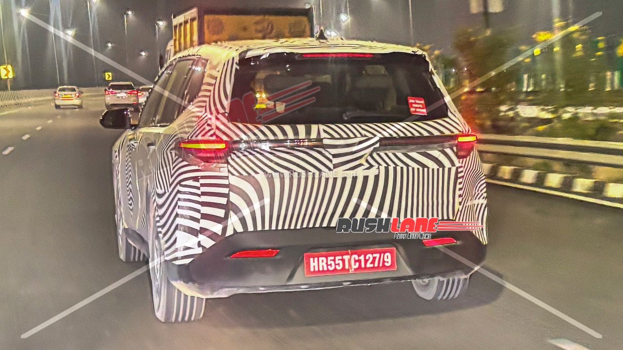 VinFast Limo Green 7s Electric MPV Spied 4 VinFast Limo Green 7s Electric MPV Spied Testing In India