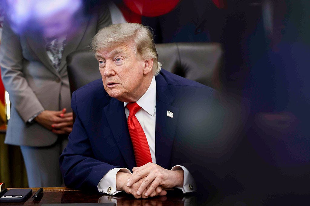 FBI Foils White House UFC Attack, B-52 Crash Kills 8: US Trending 4 CBS News | Breaking news, top stories & today's latest headlines