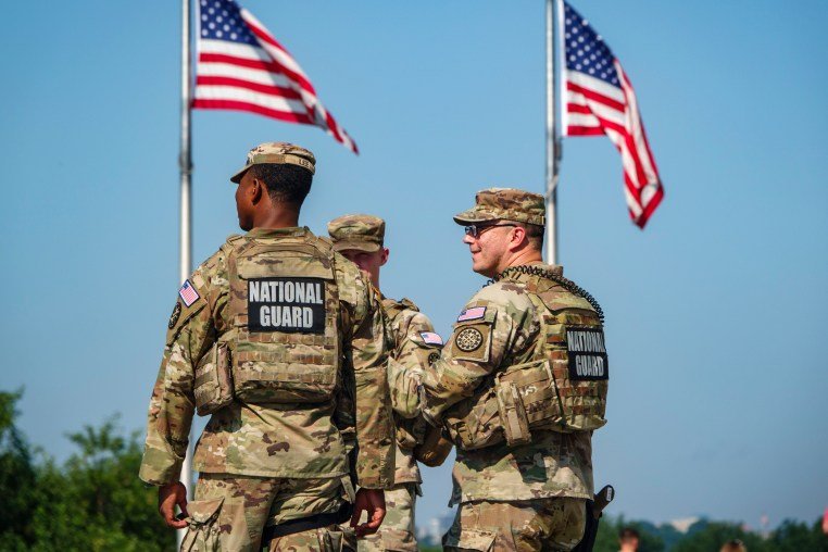 ICE Gloves, Leavitt Exit, Lakers Deal: Top Trending US News 2 trending news in us
